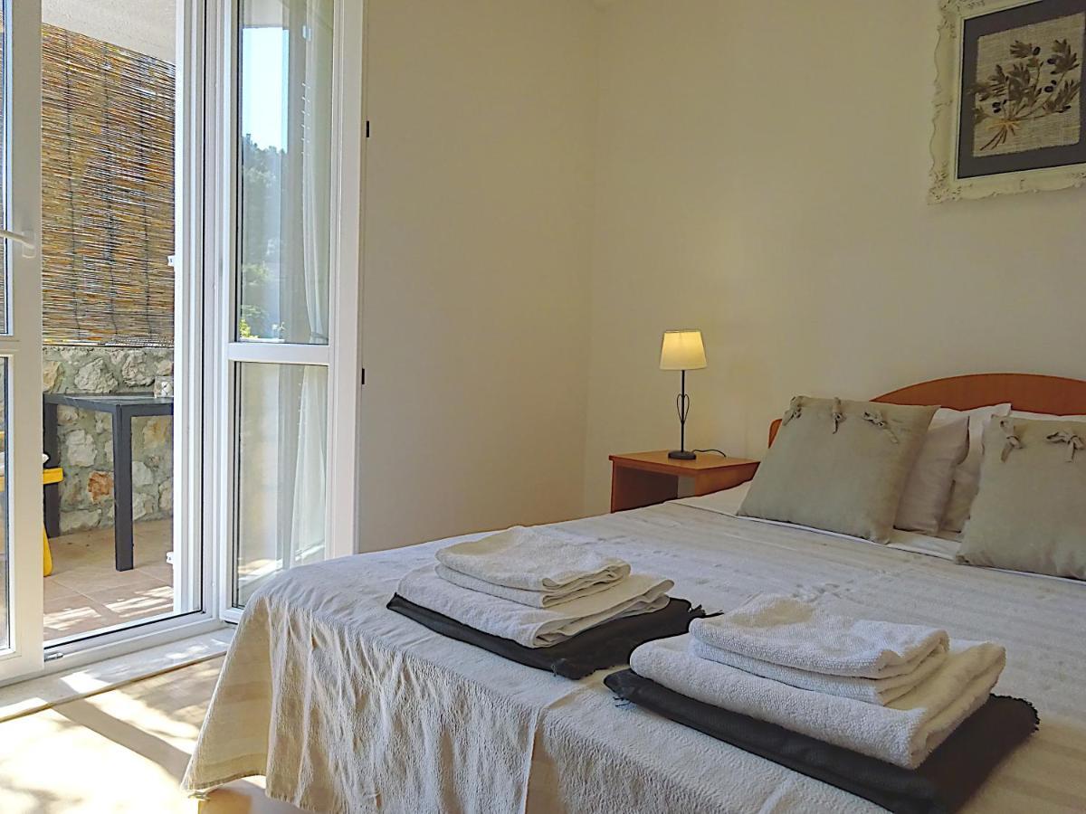 Eco Apartments Kate Sudurad Bagian luar foto