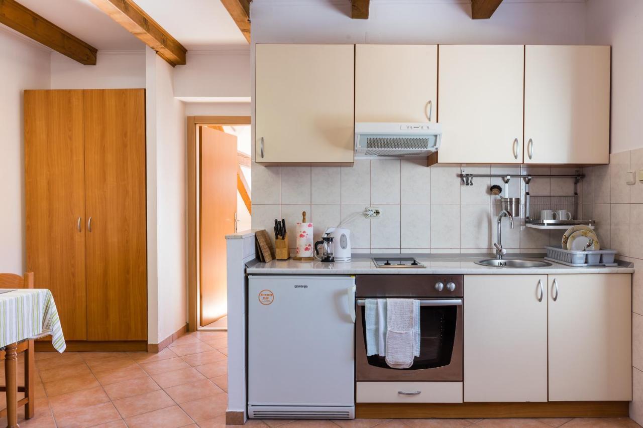 Eco Apartments Kate Sudurad Bagian luar foto
